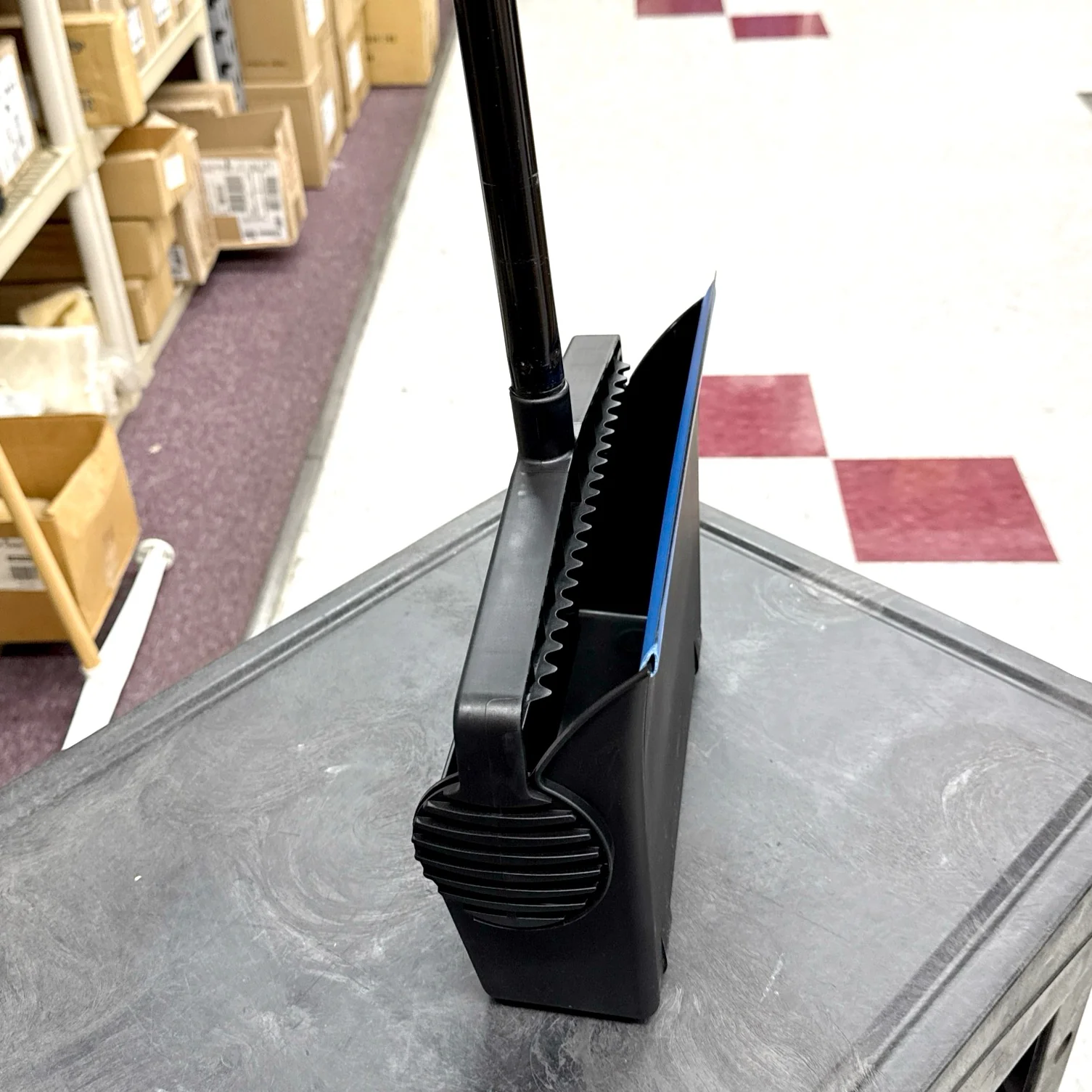 BLACK PLASTIC LOBBY DUST PAN W/ 24